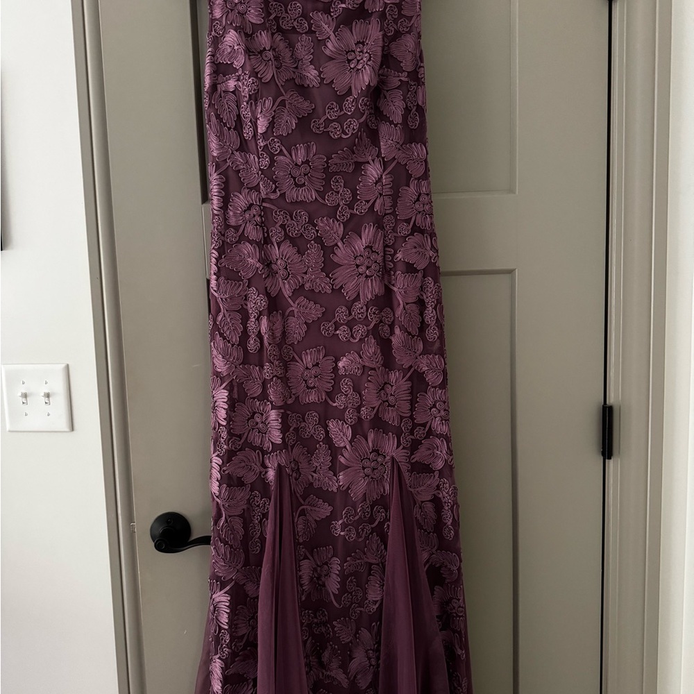 Elegant Purple Lace Evening Gown